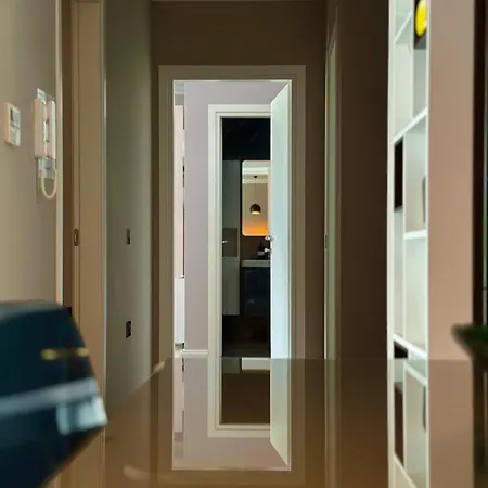 Luxurious In Apartment